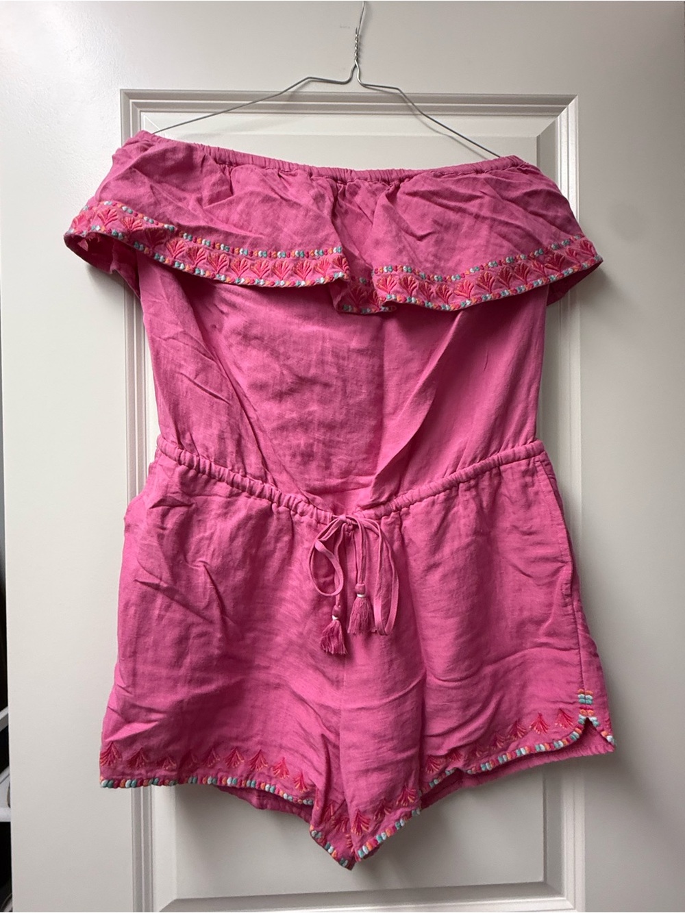 Vineyard Vines Women’s Pink Off-Shoulder Tassel Romper